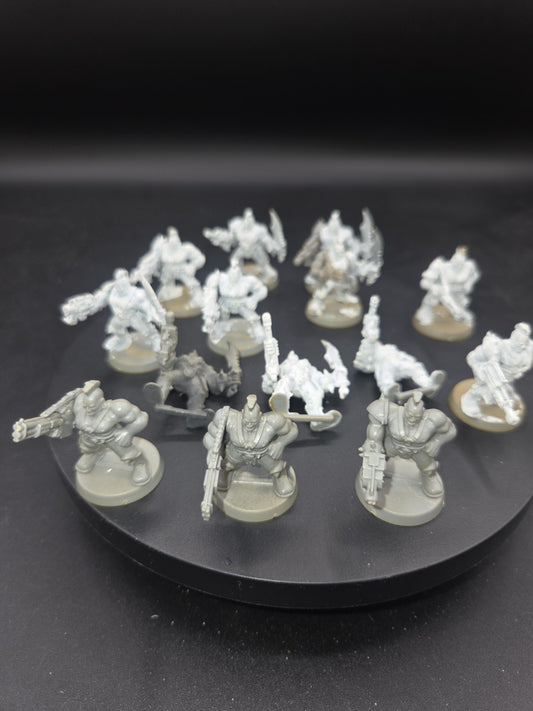 Necromunda Goliath 1st Edition Gangers x14 OOP Plastic see description 1