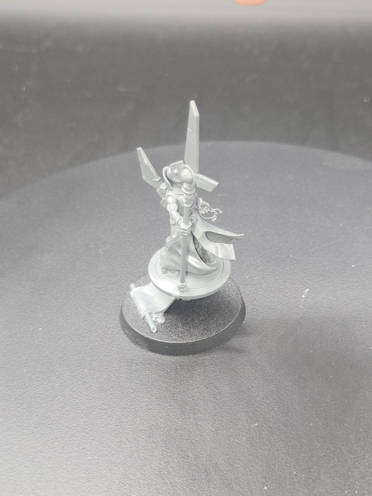 TAU EMPIRE Ethereal Warhammer 40K Well Built3