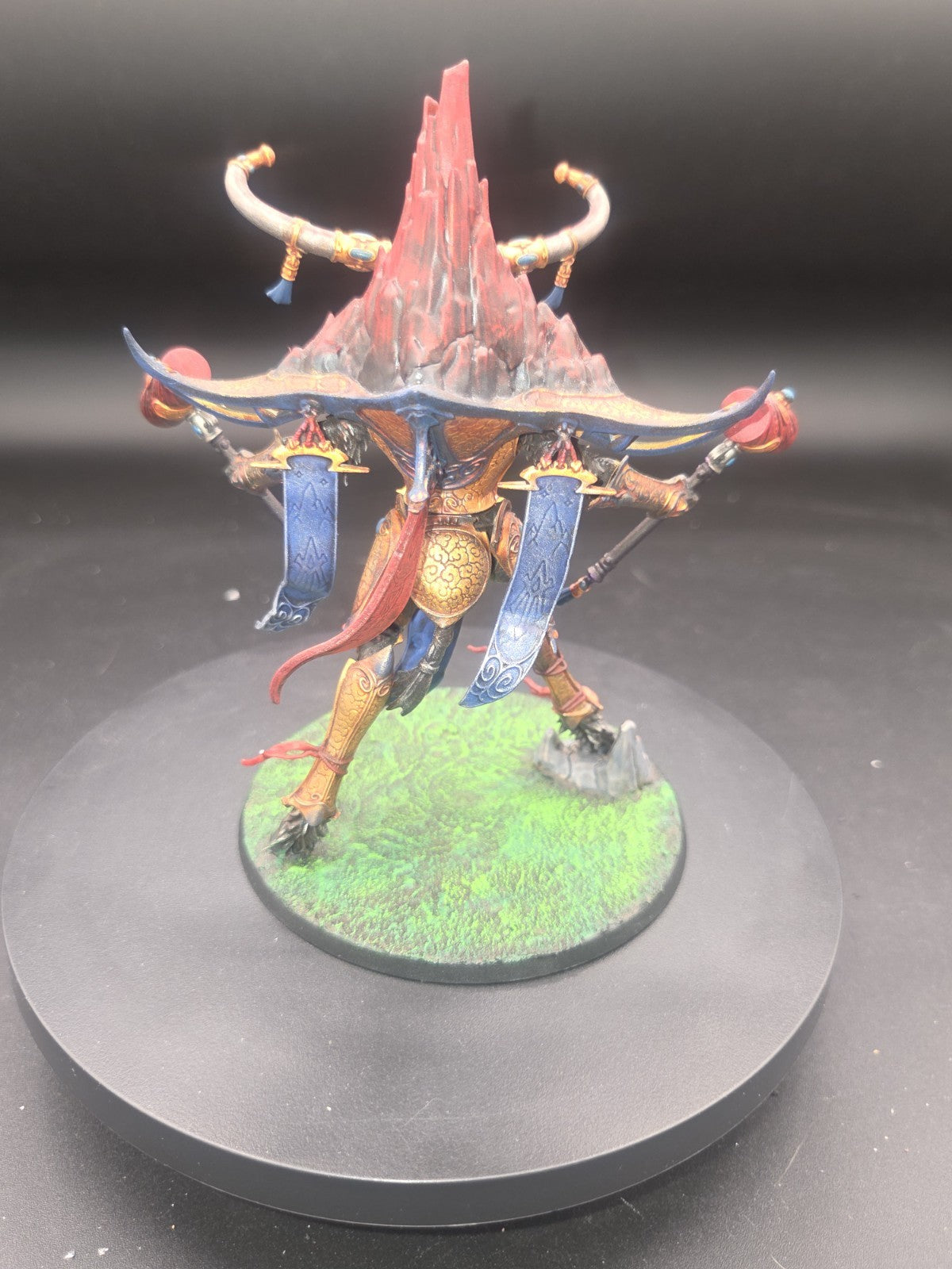Warhammer AoS Lumineth Realm-lords: Avalenor the Stoneheart King Tabletop Ready 2