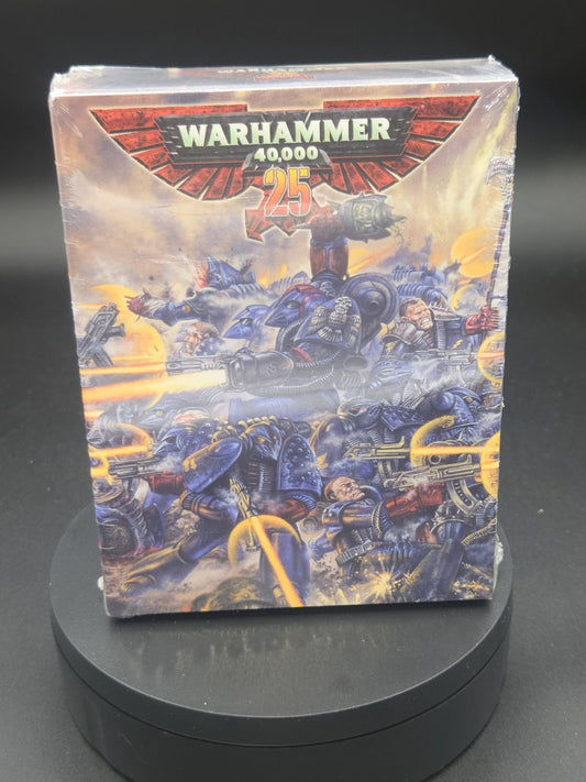 NEW Warhammer 40k 25th Anniversary Crimson Fists Rare Space Marine Captain A50 0