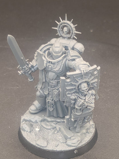 Warhammer 40K - Captain with Relic/Storm Shield - Indomitus Box Space Marine0