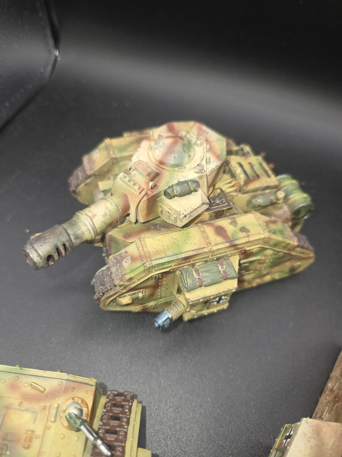 40k Cadian Army Armor see description. Dps painted  See description 4