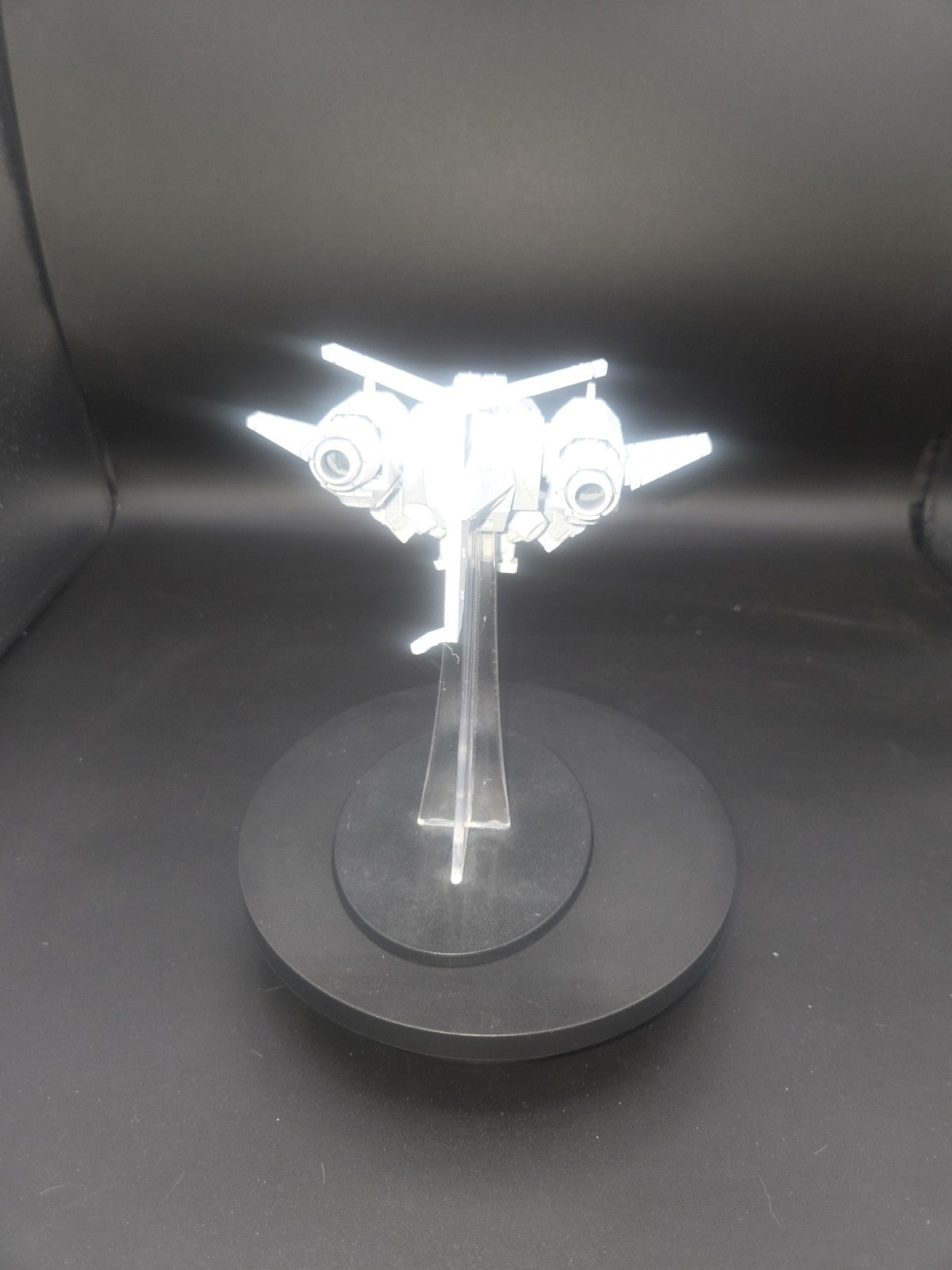 Warhammer 40K Space Marine Stormtalon Gunship  Built Stand inc3