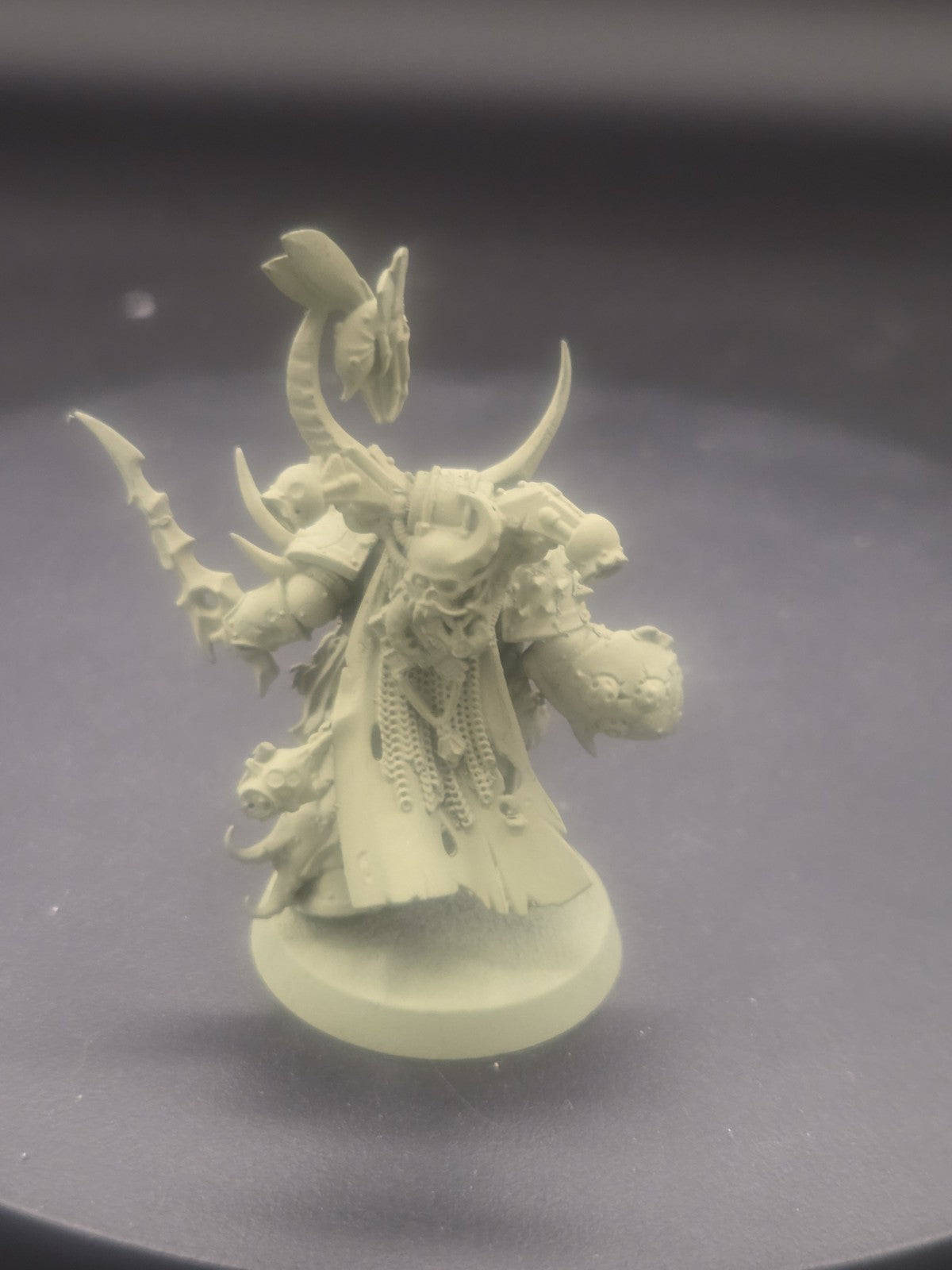 Warhammer 40K Death Guard Plague Marine Champion Dark Imperium  OOP 2