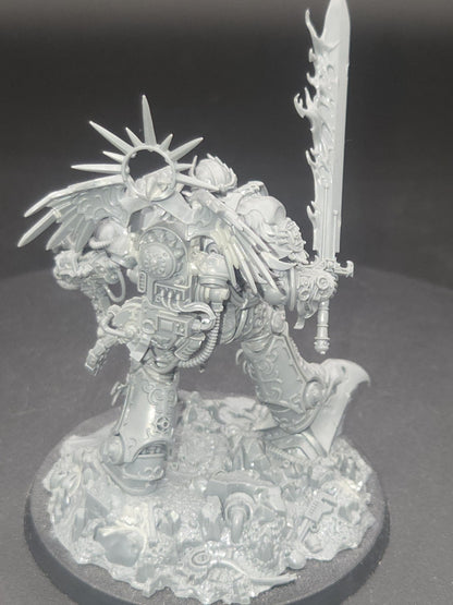 Warhammer 40K Roboute Guilliman Space Marine. ready to paint2
