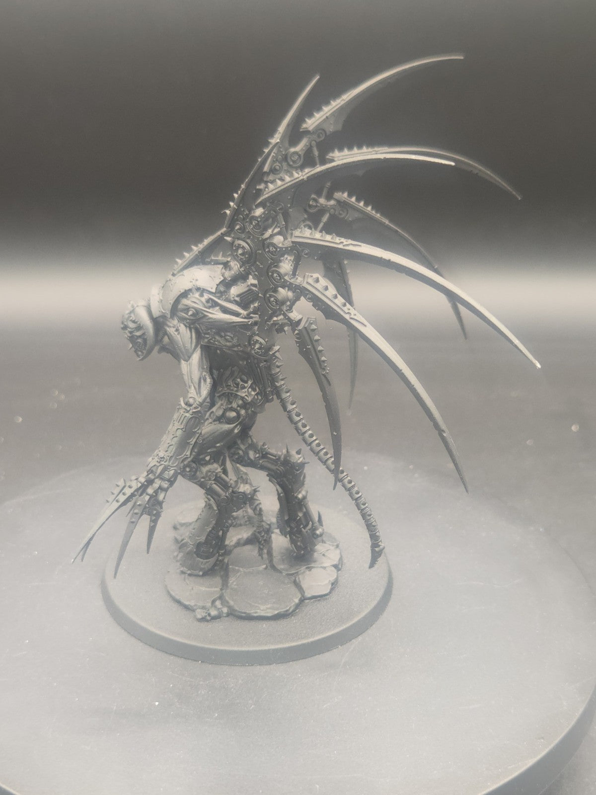 Warhammer 40K: Chaos Space Marines - Vashtorr the Arkifane Built primed1