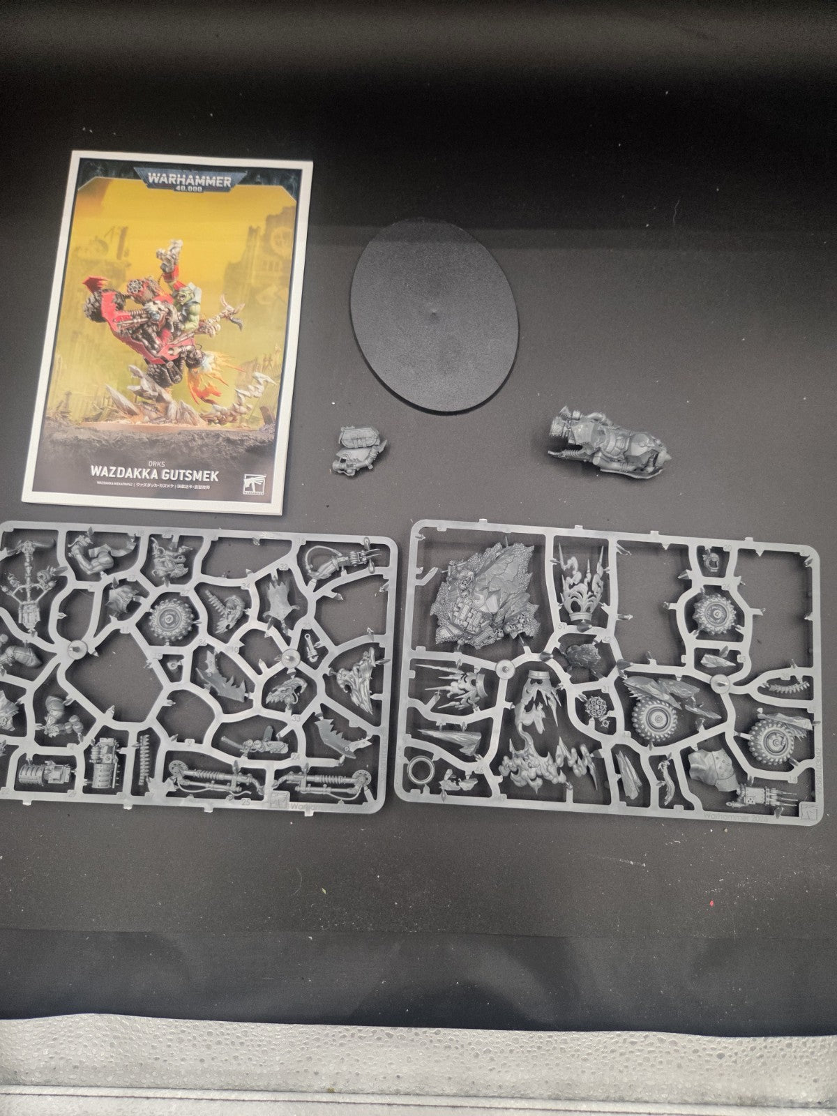 Wazdakka Gutsmek  Orks Warhammer 40K Partially built  complete.1
