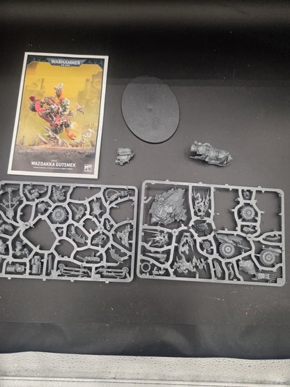 Wazdakka Gutsmek  Orks Warhammer 40K Partially built  complete.1