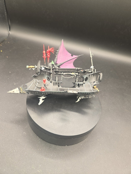 Warhammer 40k Dark Eldar Drukhari Raider Tabletop Painted1