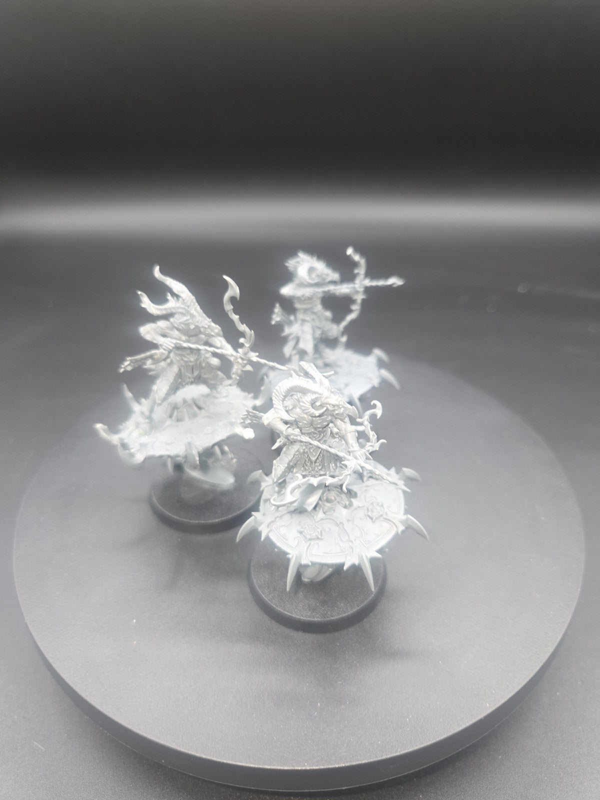 Warhammer Age of Sigmar /40k -  Tzeentch Tzaangor Skyfires Built 3