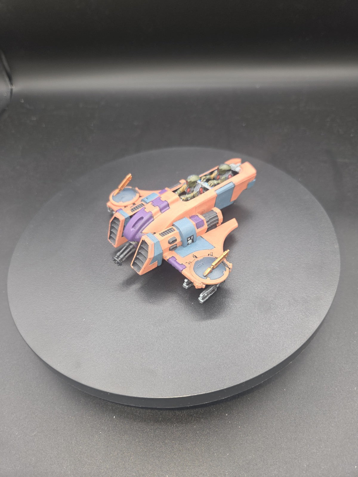Warhammer 40K Tau Empire Piranha Tabletop ready1