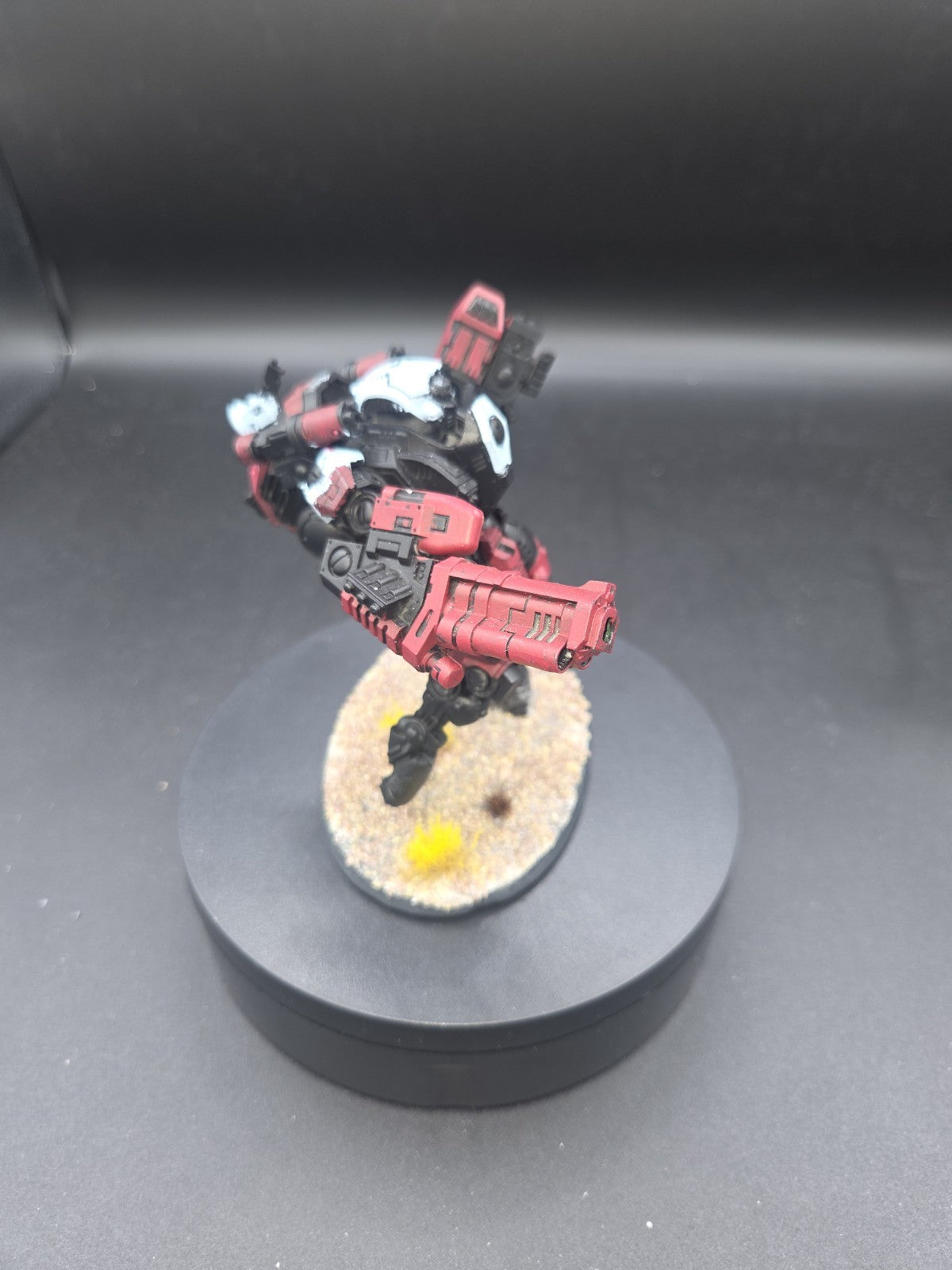 T'au Empire Ghostkeel Battlesuit Tabletop ready.  1