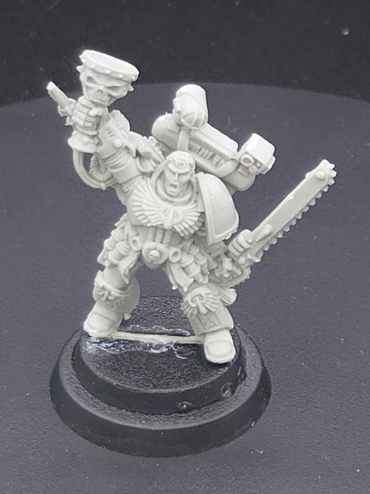 Games Workshop Warhammer 40K Blood Angels Brother Corbulo Finecast OOP0