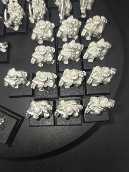 37 Piece Warhammer  Halfling Army Metal Lumpin Croop Hotpot chef ect1