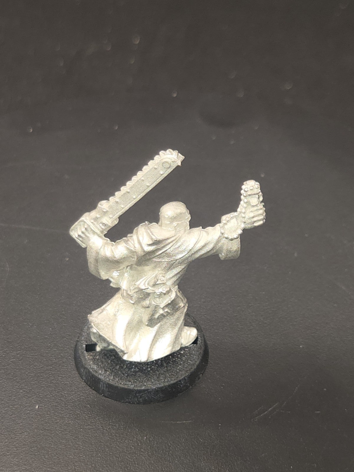 Warhammer 40k Sisters of Battle Imperial Preacher with Chainsword Metal2