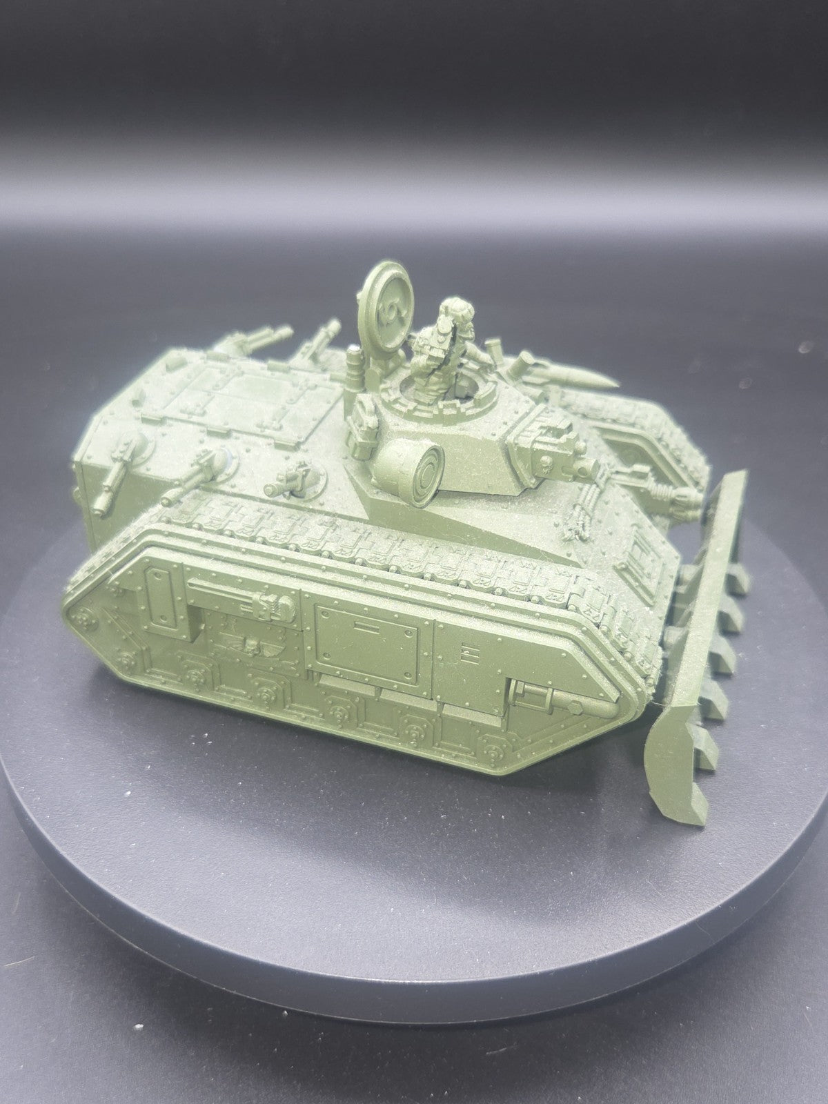 ASTRA MILITARUM Chimera Tank Warhammer 40K 3688 Primed2