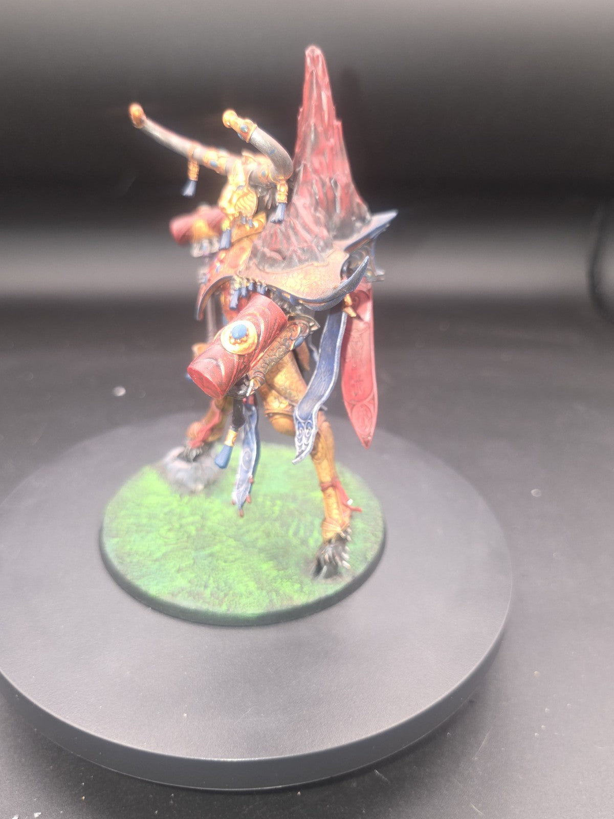 Warhammer AoS Lumineth Realm-lords: Avalenor the Stoneheart King Tabletop Ready 1