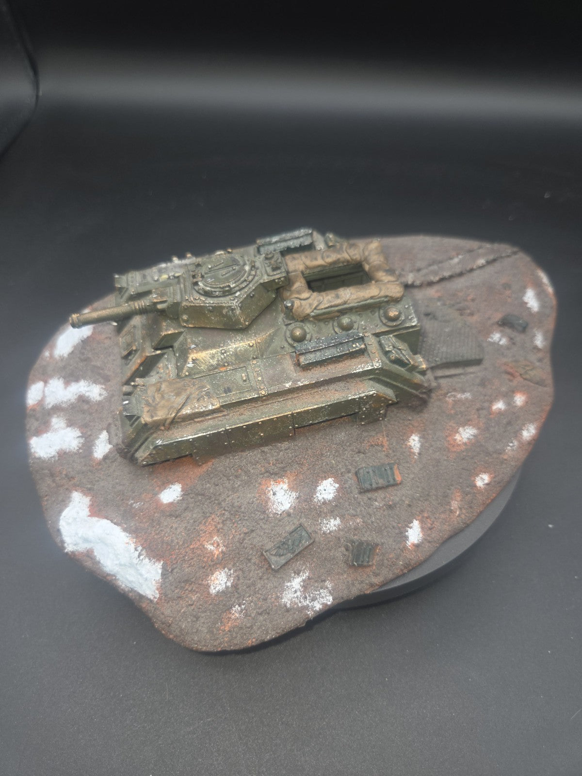 Forgeworld Ruined Chimera Terrain | Warhammer 40K  OOP RARE  Resin 1