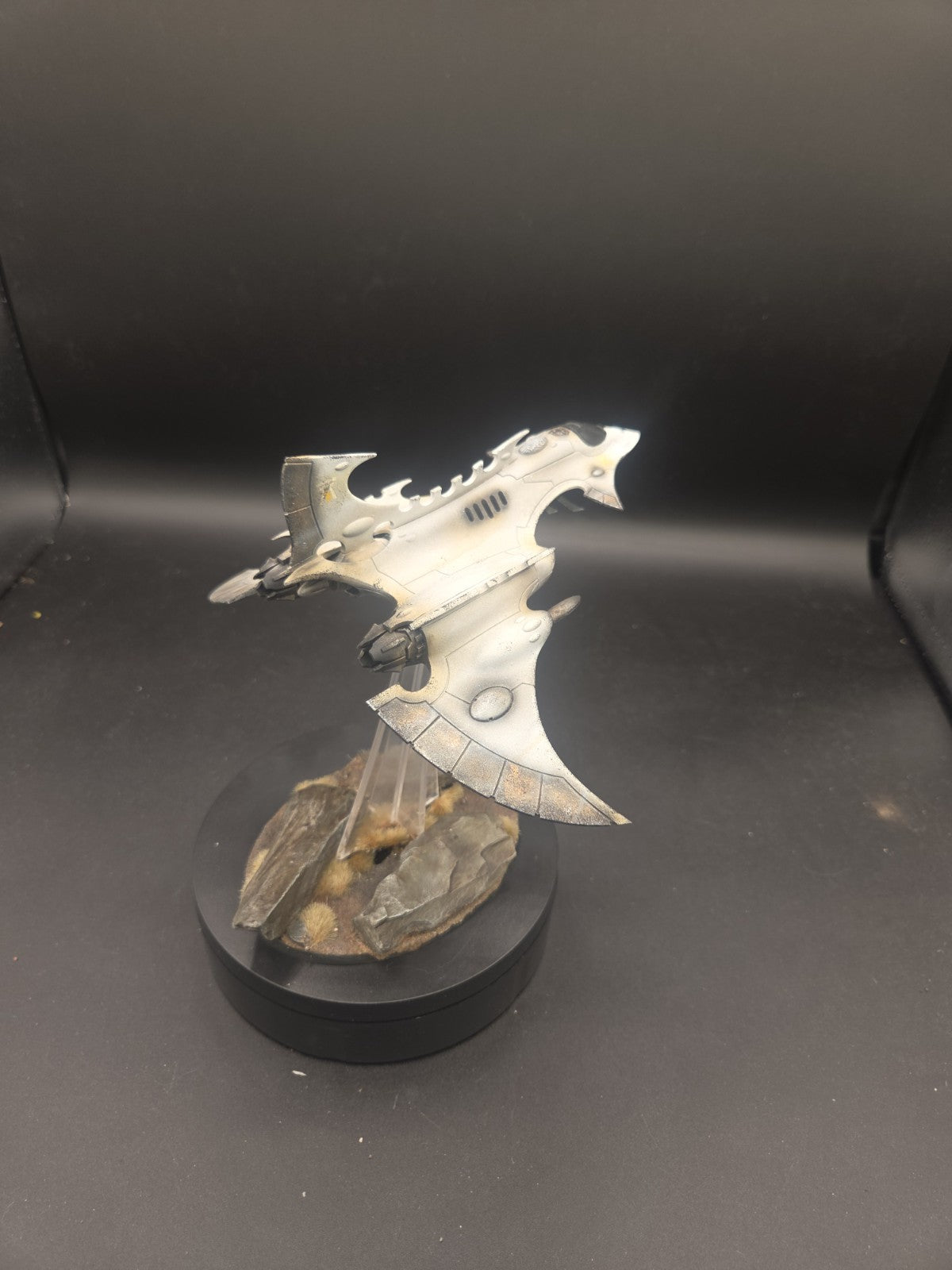 Games Workshop Warhammer 40k Aeldari Hemlock Wraithfighter Pro painted based3