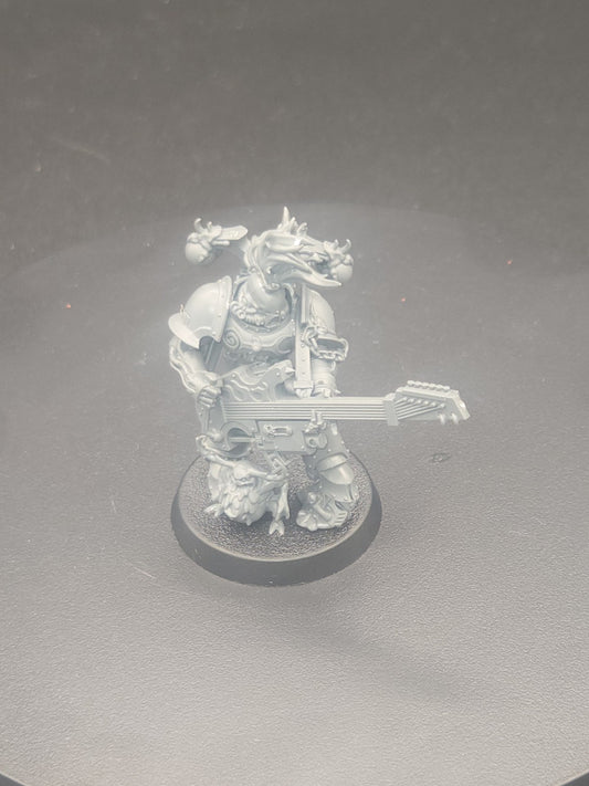 Warhammer 40k- Emperor's Children Noise Marine Special Edition built0