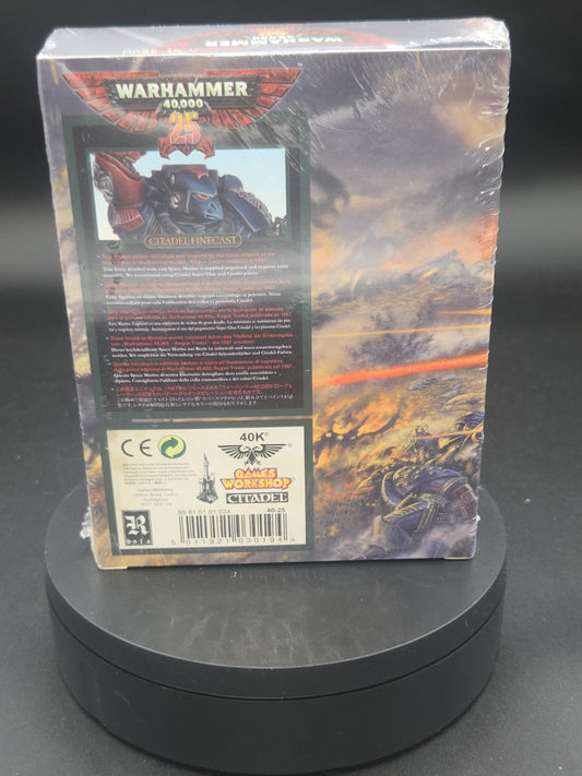 NEW Warhammer 40k 25th Anniversary Crimson Fists Rare Space Marine Captain A50 1